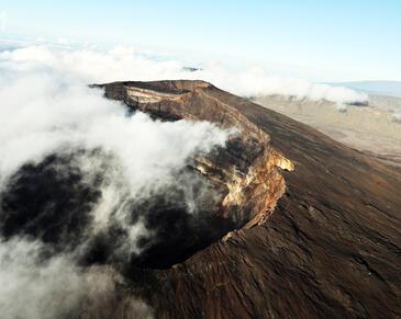 Piton de la Fournaise, Île de la Réunion © Etienne Pierart